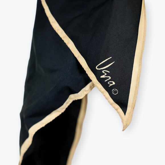 Elegant Black and Gold Scarf - Picture 5 of 5